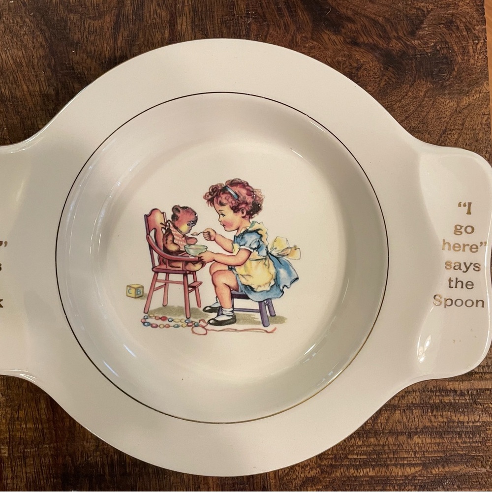Child’s plate - VINTAGE SALEM CHILD'S I go here says the Fork